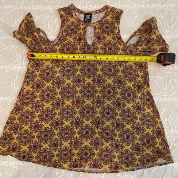 BOBEAU Cold Shoulder Flowy Top for Women Size XL - Picture 7 of 11